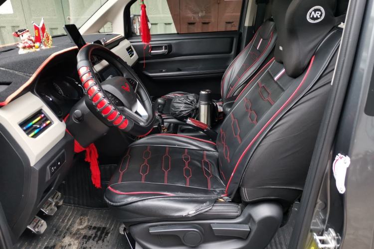 Used Wuling Zhengcheng 2021 1.5T Manual Luxury Version Left Front Seat