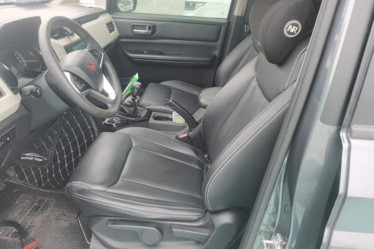 Used Wuling Zhengcheng 2021 1.5T Manual Luxury Version Left Front Seat