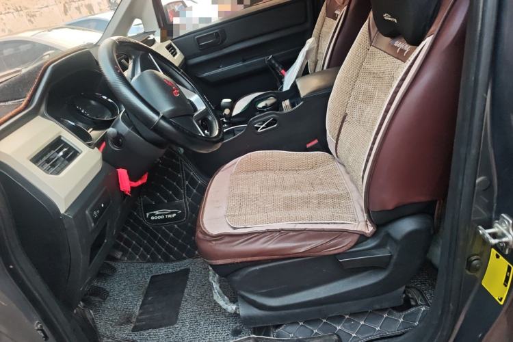 Used Wuling Zhengcheng 2021 1.5T Manual Comfort Version Left Front Seat