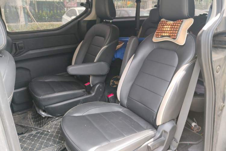 Used Wuling Zhengcheng 2021 1.5T Manual Luxury Version Left Rear Seat