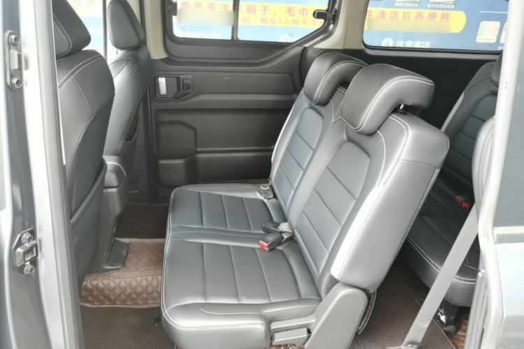 Used Wuling Zhengcheng 2021 1.5T Manual Luxury Version Left Rear Seat