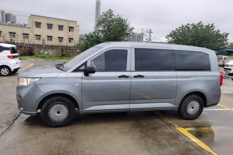 Used Wuling Zhengcheng 2021 1.5T Manual Comfort Version Left Side
