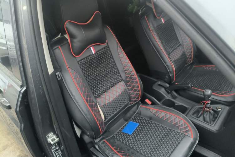 Used Wuling Zhengcheng 2021 1.5T Manual Comfort Version Right Front Seat