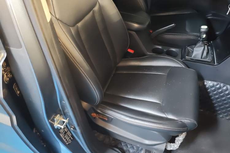 Used Wuling Zhengcheng 2021 1.5T Manual Luxury Version Right Front Seat