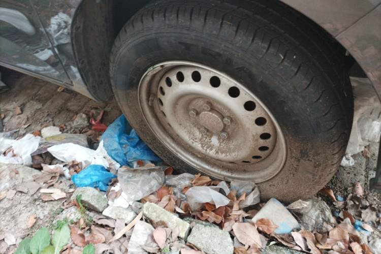 Used Wuling Zhengcheng 2021 1.5T Manual Comfort Version Right Front Wheel Hub