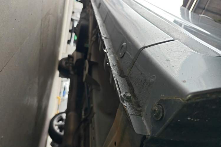 Used Wuling Zhengcheng 2021 1.5T Manual Comfort Version Right Side Sill