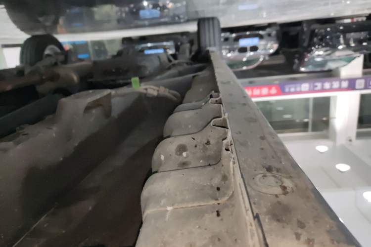 Used Wuling Zhengcheng 2021 1.5T Manual Luxury Version Right Side Sill
