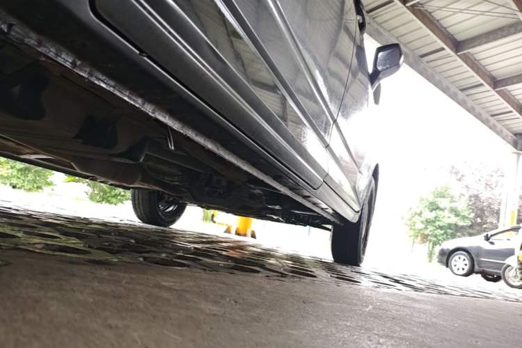 Used Wuling Zhengcheng 2021 1.5T Manual Comfort Version Right Side Sill