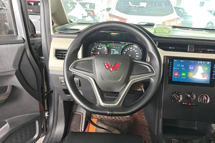 Used Wuling Zhengcheng 2021 1.5T Manual Comfort Version Steering Wheel