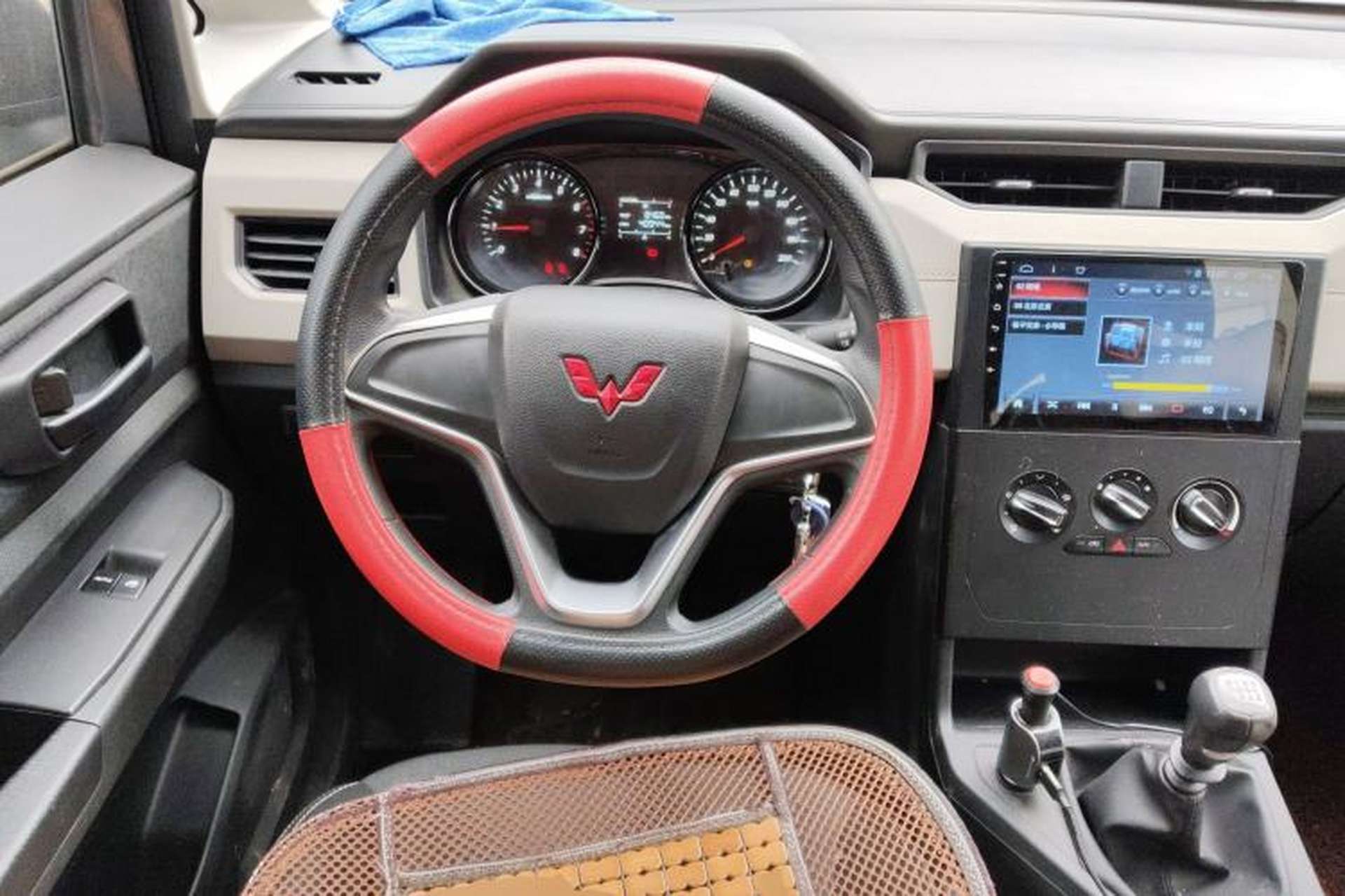 Used Wuling Zhengcheng 2021 1.5T Manual Comfort Version Steering Wheel