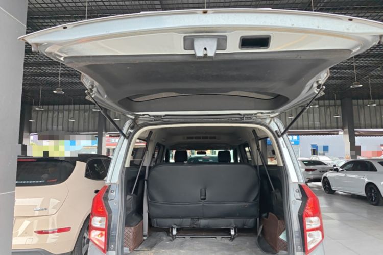 Used Wuling Zhengcheng 2021 1.5T Manual Comfort Version Trunk