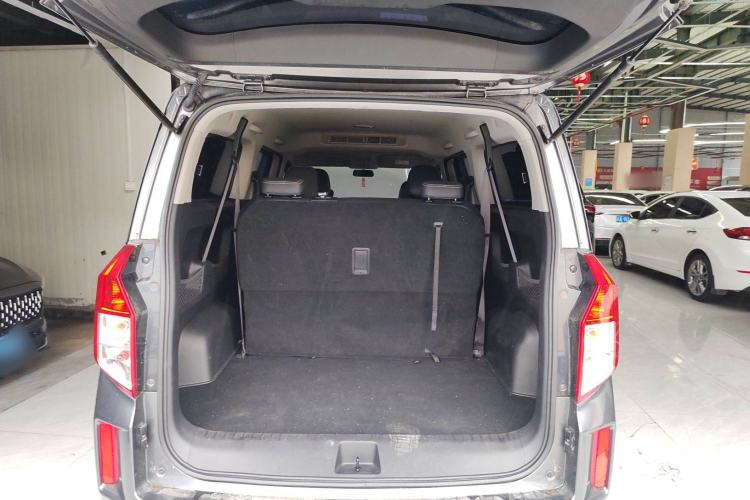 Used Wuling Zhengcheng 2021 1.5T Manual Luxury Version Trunk