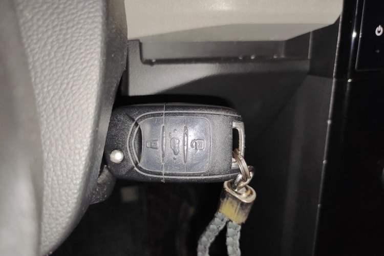 Used Wuling Zhengcheng 2021 1.5T Manual Luxury Version Vehicle Key