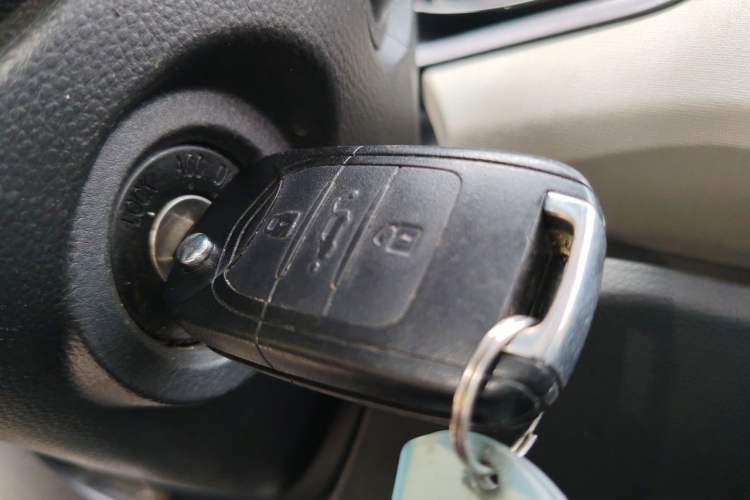 Used Wuling Zhengcheng 2021 1.5T Manual Luxury Version Vehicle Key