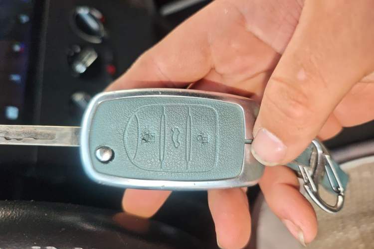 Used Wuling Zhengcheng 2021 1.5T Manual Comfort Version Vehicle Key
