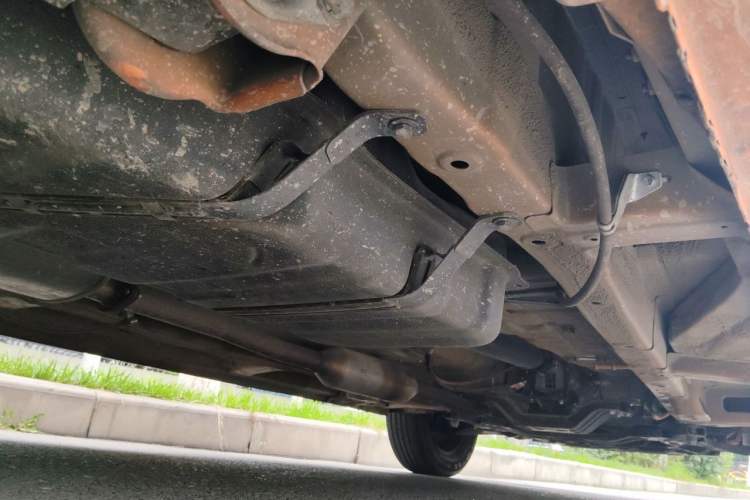 Used Wuling Zhengcheng 2021 1.5T Manual Comfort Version with Enclosed Windows Chassis Rear Right
