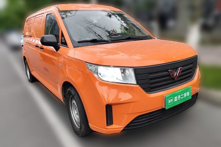 Used Wuling Zhengcheng 2021 1.5T Manual Comfort Version with Enclosed Windows Front Right 45 Deg