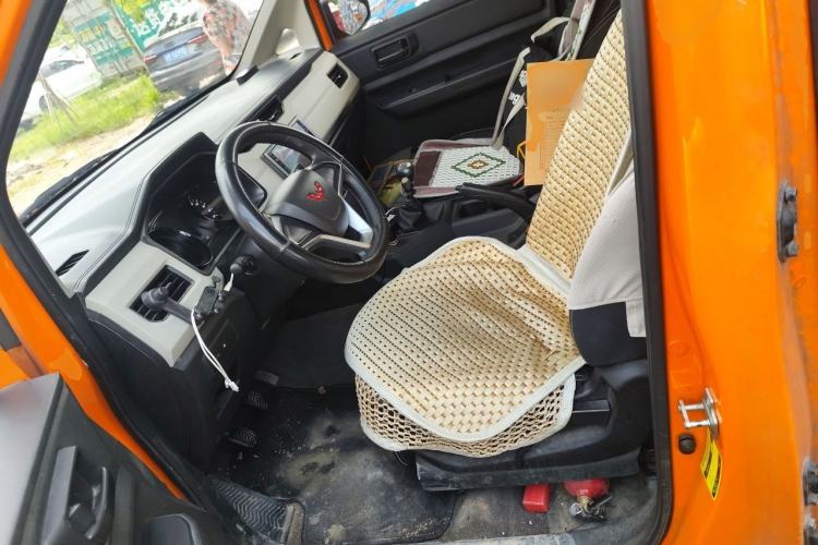 Used Wuling Zhengcheng 2021 1.5T Manual Comfort Version with Enclosed Windows Left Front Seat