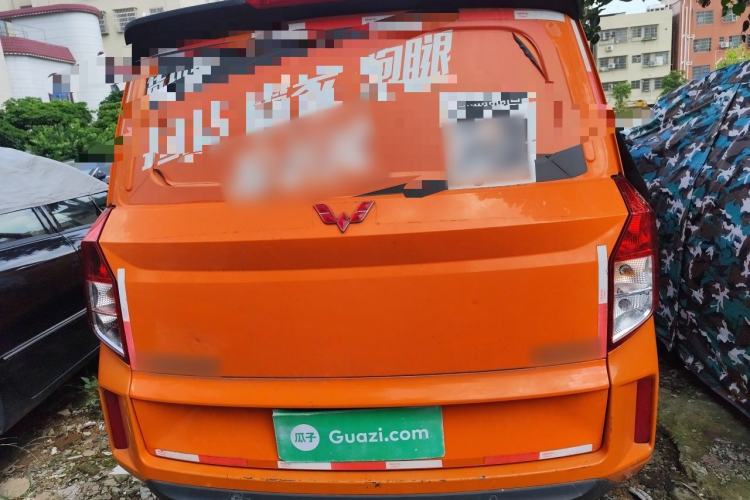 Used Wuling Zhengcheng 2021 1.5T Manual Comfort Version with Enclosed Windows Rear