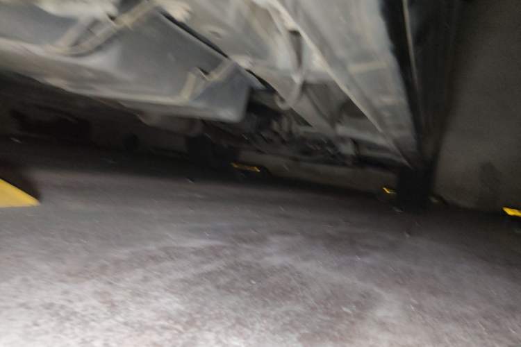Used Wuling Zhengcheng 2021 1.5T Manual Comfort Version Chassis Rear Right