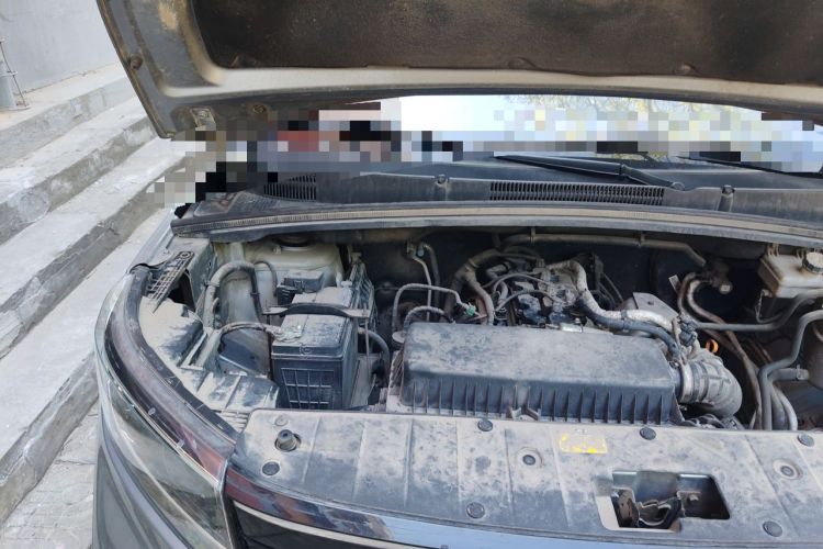 Used Wuling Zhengcheng 2021 1.5T Manual Luxury Version Engine Bay Right