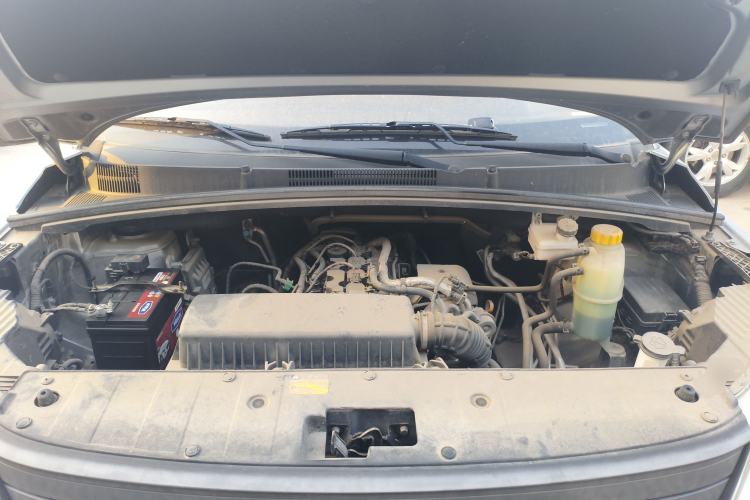 Used Wuling Zhengcheng 2021 1.5T Manual Comfort Version Engine Bay
