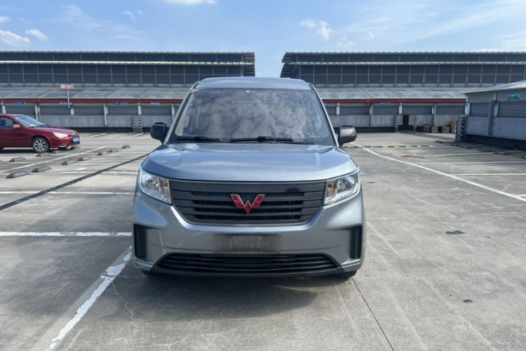 Used Wuling Zhengcheng 2021 1.5T Manual Comfort Version Exterior 1