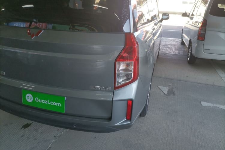 Used Wuling Zhengcheng 2021 1.5T Manual Luxury Version Exterior 6
