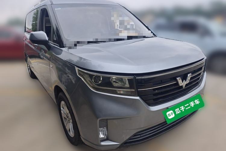 Used Wuling Zhengcheng 2021 1.5T Manual Luxury Version Front Right 45 Deg