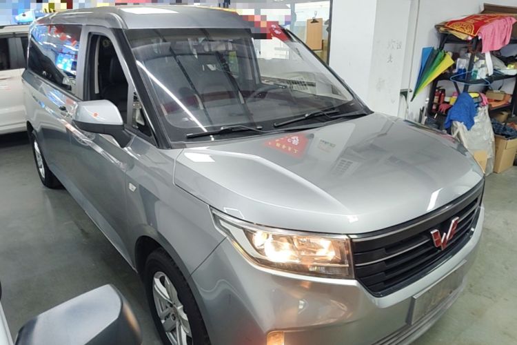 Used Wuling Zhengcheng 2021 1.5T Manual Luxury Version Front Right 45 Deg