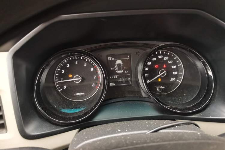 Used Wuling Zhengcheng 2021 1.5T Manual Luxury Version Instrument Cluster