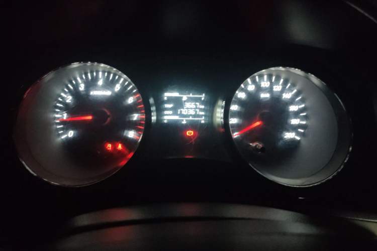 Used Wuling Zhengcheng 2021 1.5T Manual Comfort Version Instrument Cluster
