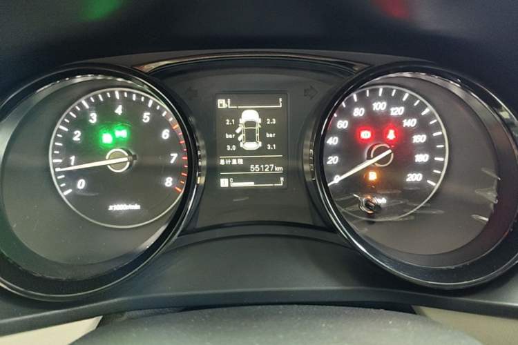 Used Wuling Zhengcheng 2021 1.5T Manual Luxury Version Instrument Cluster