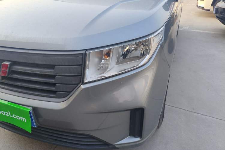 Used Wuling Zhengcheng 2021 1.5T Manual Comfort Version Left Front Headlight