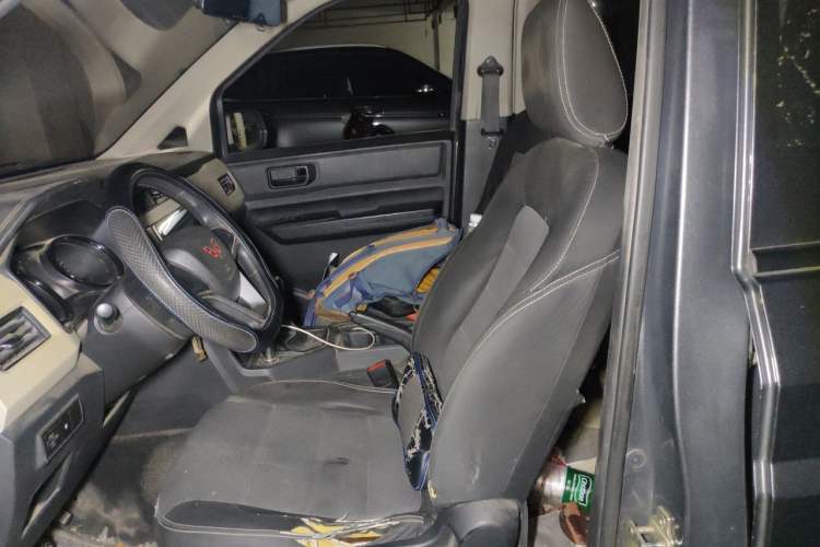 Used Wuling Zhengcheng 2021 1.5T Manual Comfort Version Left Front Seat