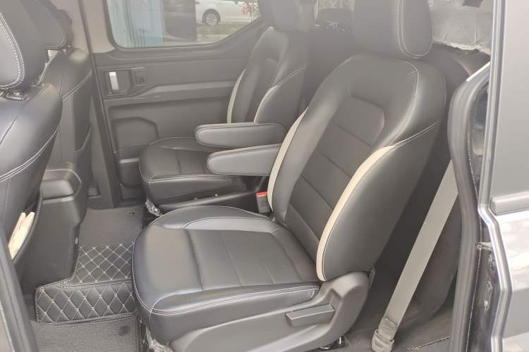 Used Wuling Zhengcheng 2021 1.5T Manual Luxury Version Left Rear Seat