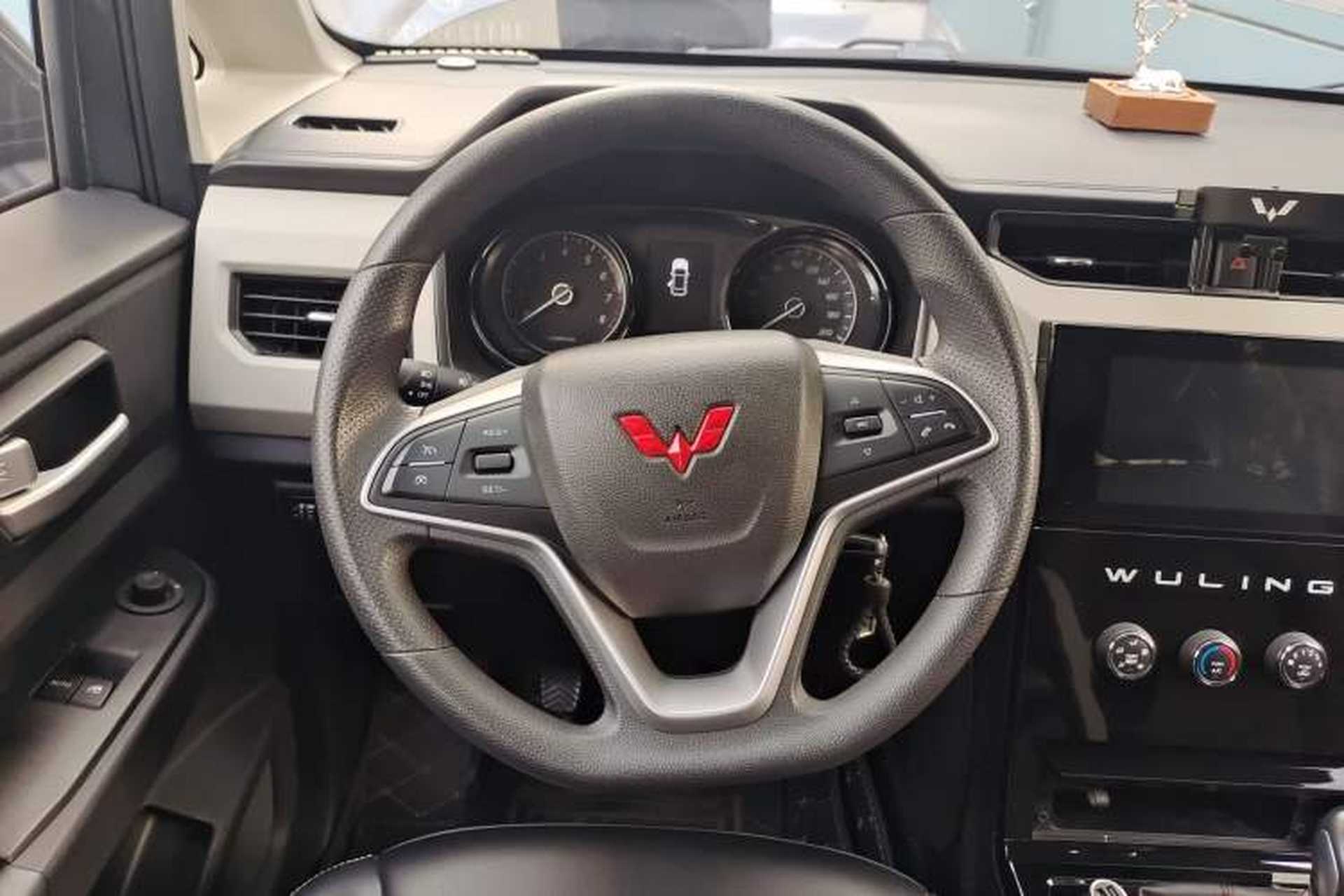 Used Wuling Zhengcheng 2021 1.5T Manual Luxury Version Steering Wheel