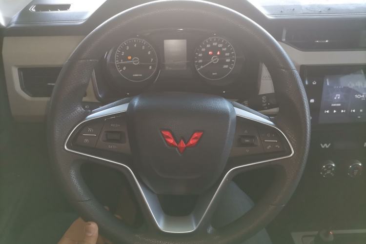 Used Wuling Zhengcheng 2021 1.5T Manual Luxury Version Steering Wheel