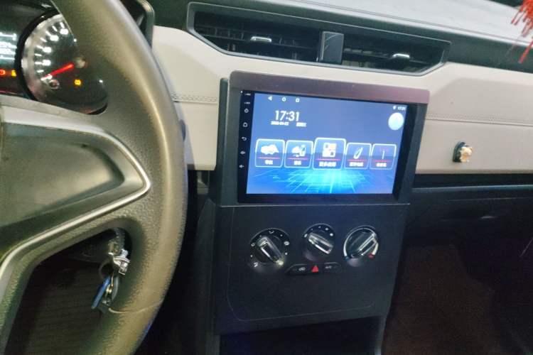 Used Wuling Zhengcheng 2021 1.5T Manual Comfort Version Audio And AC Panel