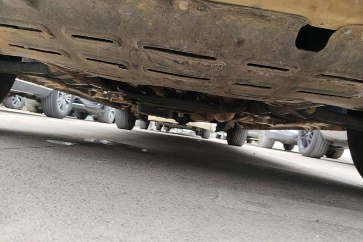 Used Wuling Zhengcheng 2021 1.5T Manual Comfort Version Chassis Front
