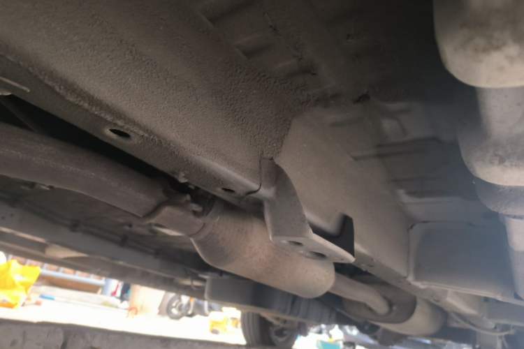 Used Wuling Zhengcheng 2021 1.5T Manual Comfort Version Chassis Front Left
