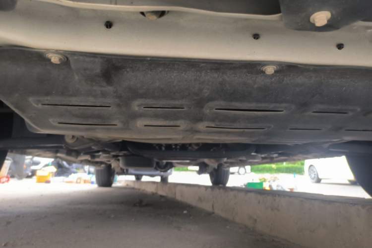 Used Wuling Zhengcheng 2021 1.5T Manual Comfort Version Chassis Front