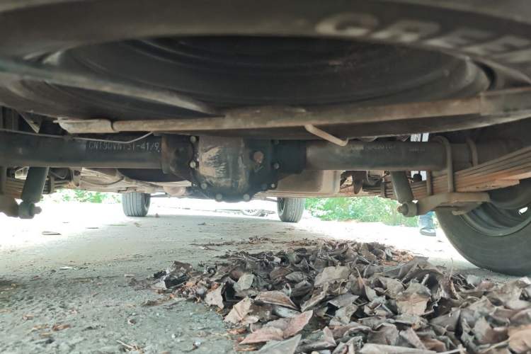 Used Wuling Zhengcheng 2021 1.5T Manual Comfort Version Chassis Rear