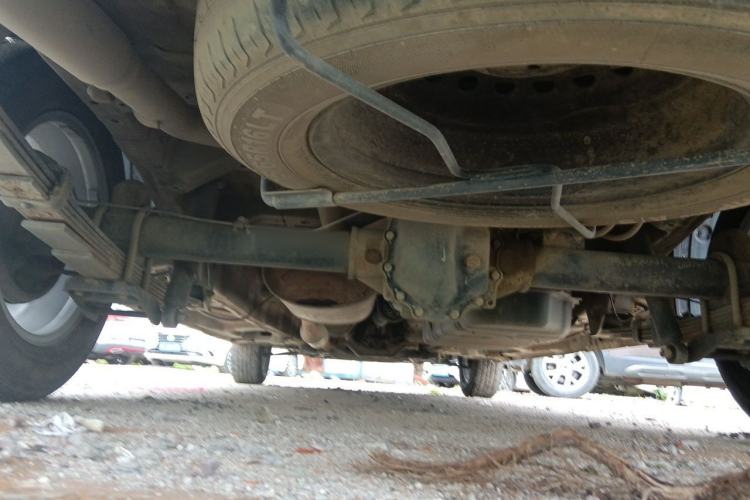 Used Wuling Zhengcheng 2021 1.5T Manual Luxury Version Chassis Rear