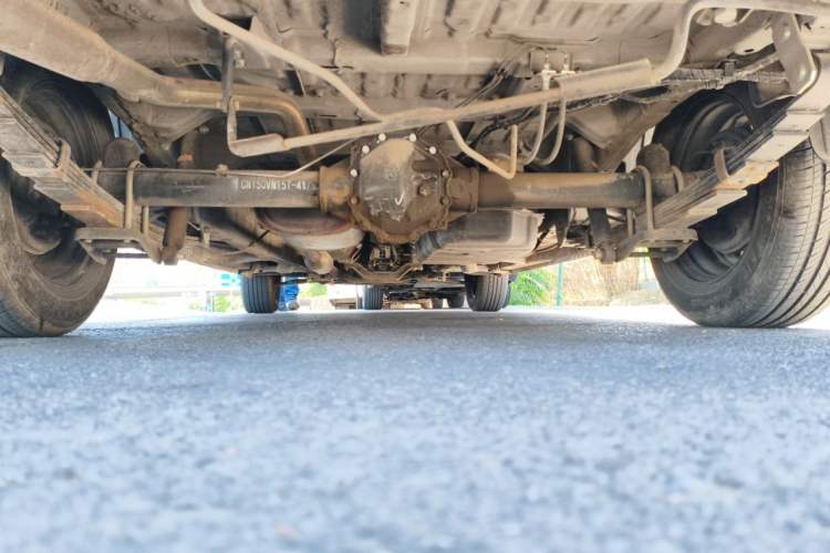 Used Wuling Zhengcheng 2021 1.5T Manual Comfort Version Chassis Rear