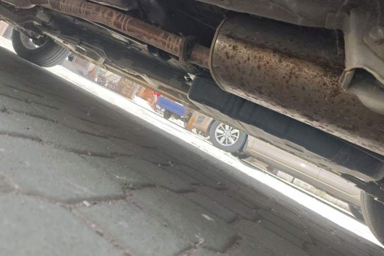 Used Wuling Zhengcheng 2021 1.5T Manual Luxury Version Chassis Rear Left
