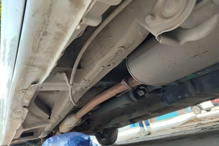 Used Wuling Zhengcheng 2021 1.5T Manual Comfort Version Chassis Rear Left
