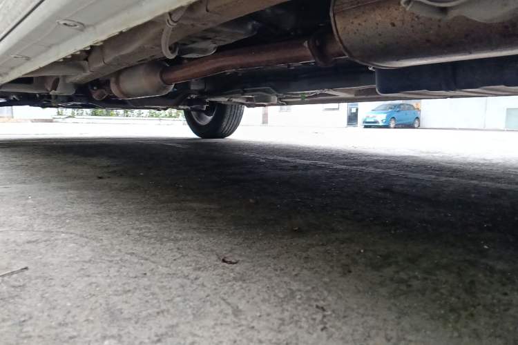 Used Wuling Zhengcheng 2021 1.5T Manual Luxury Version Chassis Rear Left