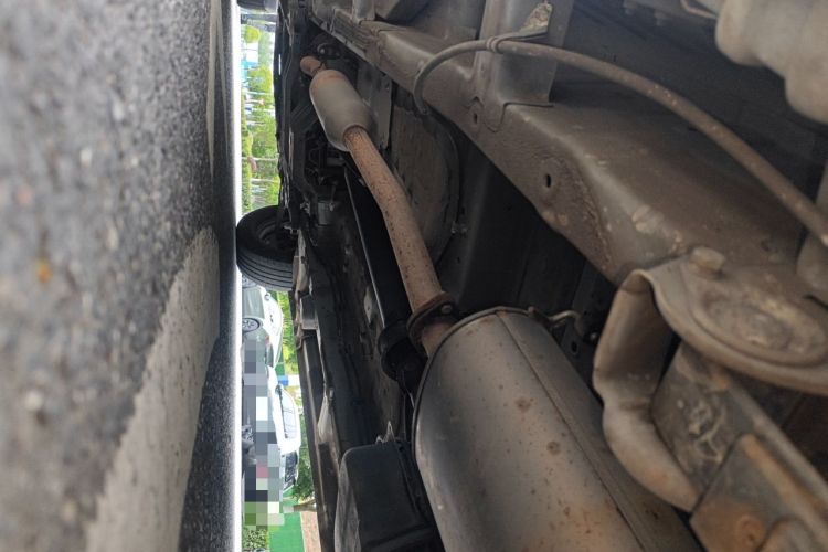 Used Wuling Zhengcheng 2021 1.5T Manual Comfort Version Chassis Rear Left