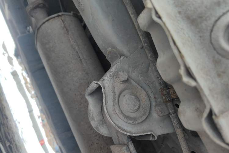 Used Wuling Zhengcheng 2021 1.5T Manual Luxury Version Chassis Rear Left